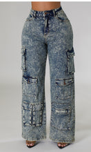 Load image into Gallery viewer, Vintage Denim Jeans